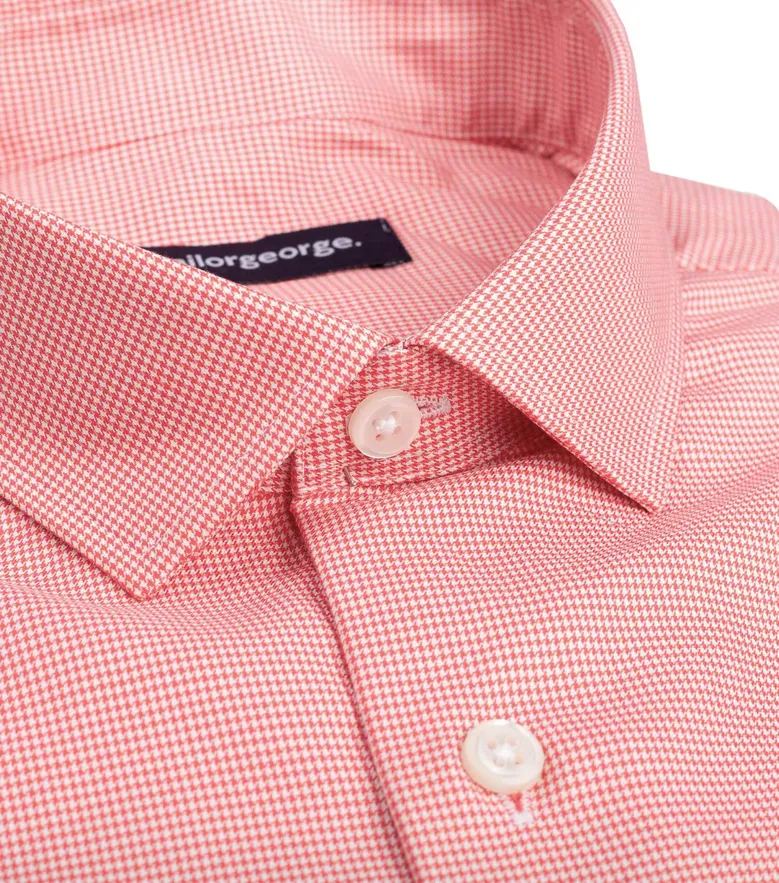Camicia bianca in popeline facile da stirare