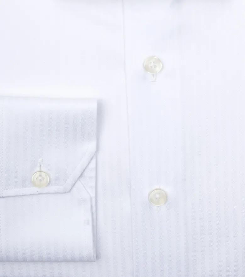 Camicia bianca in popeline facile da stirare