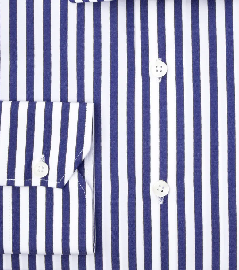 Camicia bianca in popeline facile da stirare