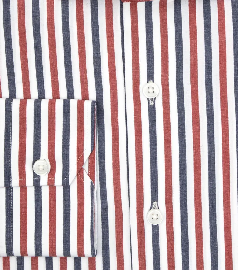 Camicia bianca in popeline facile da stirare