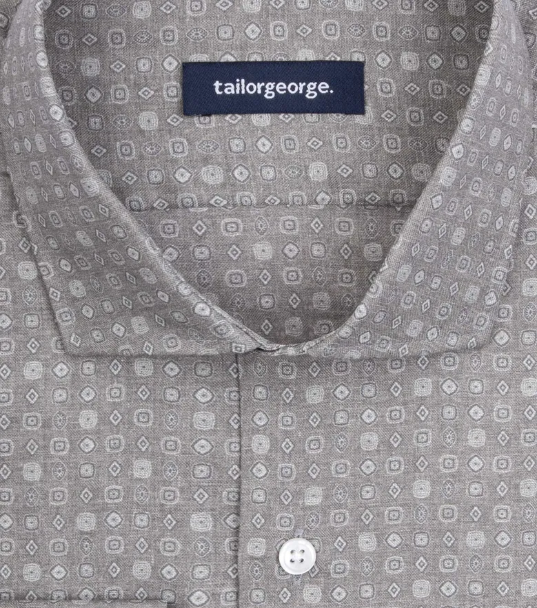 Camicia bianca in popeline facile da stirare