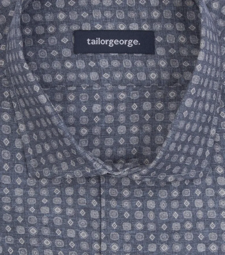 Camicia bianca in popeline facile da stirare
