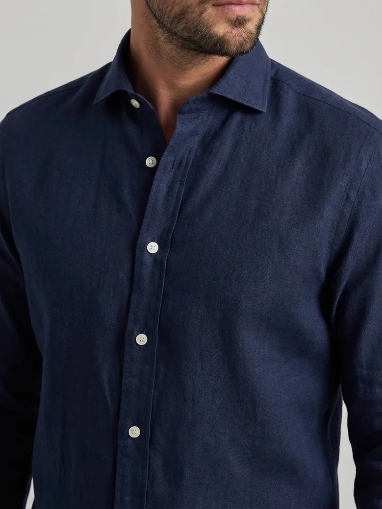Camicia bianca in popeline facile da stirare