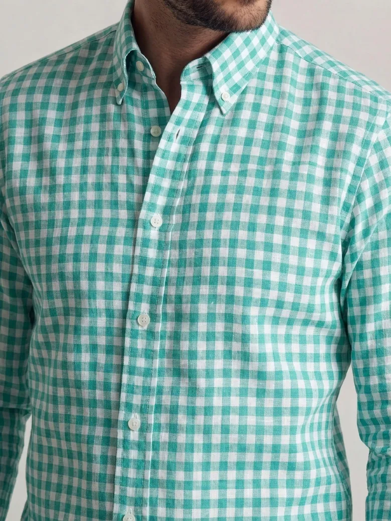 Camicia bianca in popeline facile da stirare
