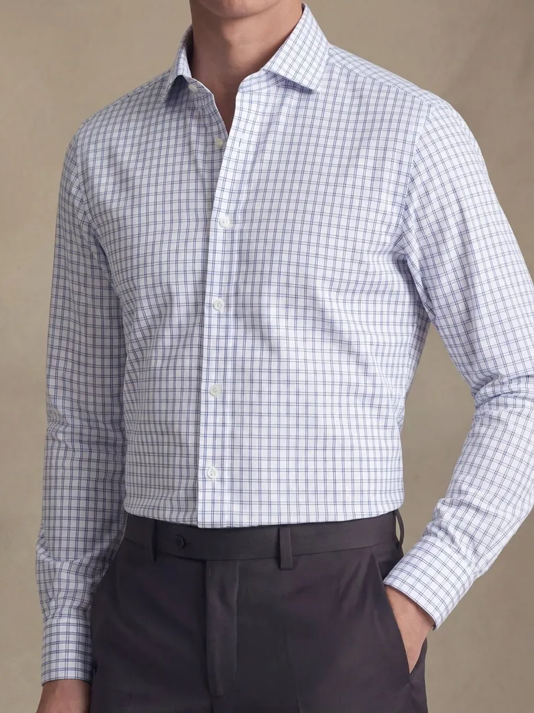 Camicia bianca in popeline facile da stirare