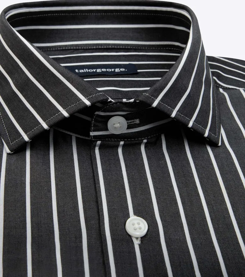 Camicia bianca in popeline facile da stirare