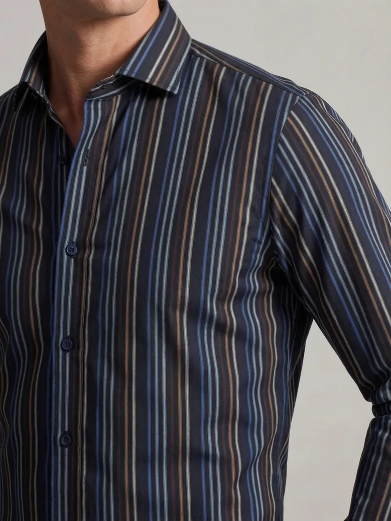 Camicia bianca in popeline facile da stirare