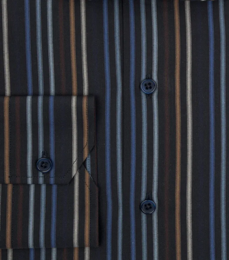 Camicia bianca in popeline facile da stirare