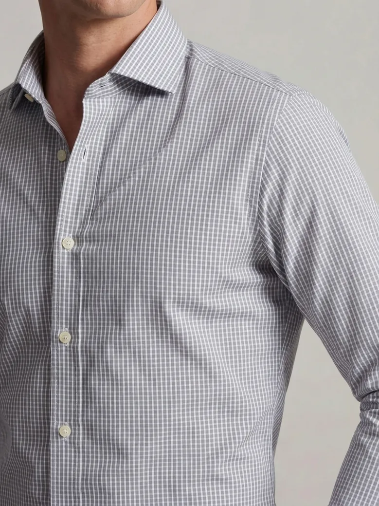 Camicia bianca in popeline facile da stirare