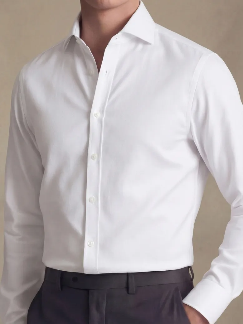 Camicia bianca in popeline facile da stirare