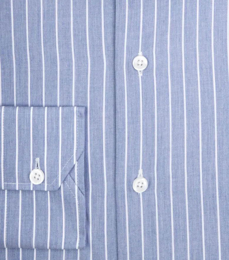 Camicia bianca in popeline facile da stirare