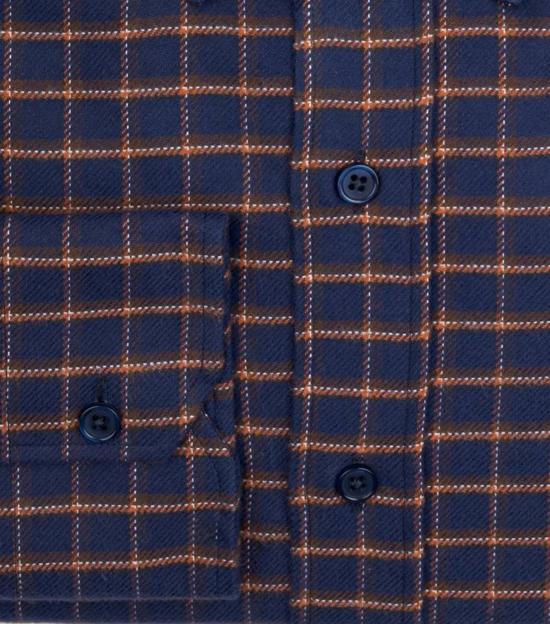 Camicia bianca in popeline facile da stirare