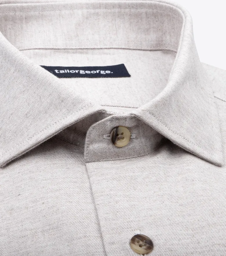 Camicia bianca in popeline facile da stirare