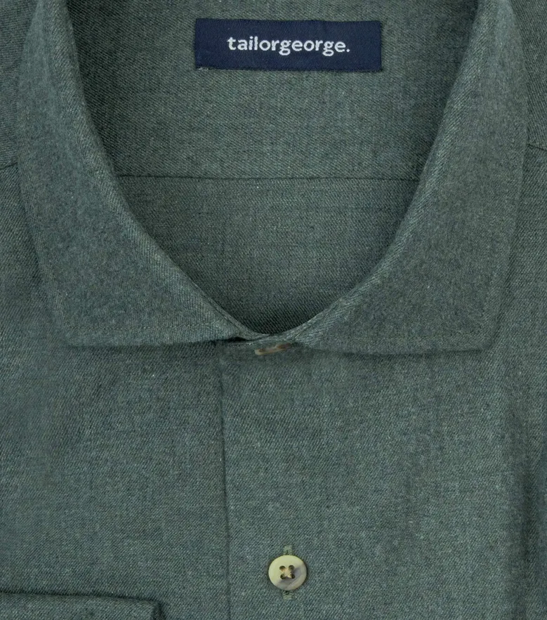 Camicia bianca in popeline facile da stirare