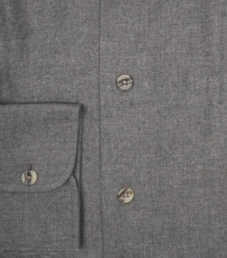 Camicia bianca in popeline facile da stirare