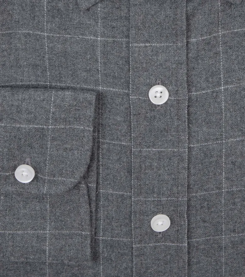 Camicia bianca in popeline facile da stirare