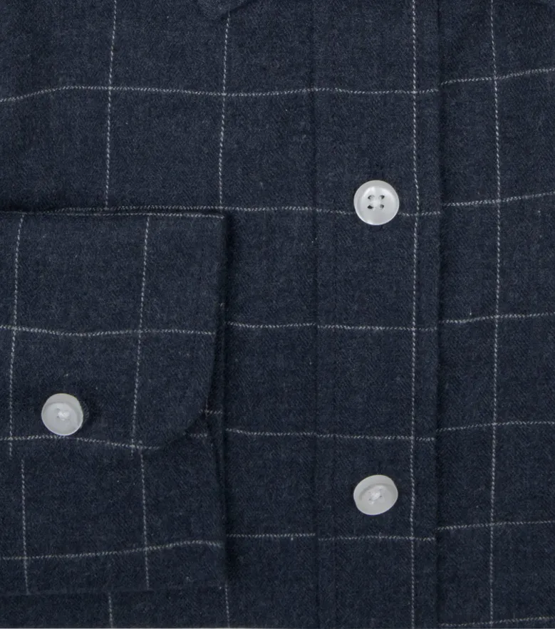 Camicia bianca in popeline facile da stirare