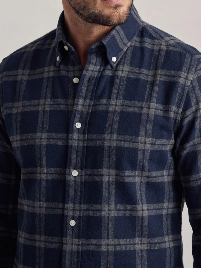 Camicia bianca in popeline facile da stirare
