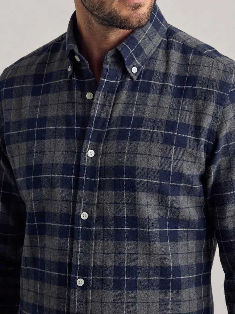 Camicia bianca in popeline facile da stirare