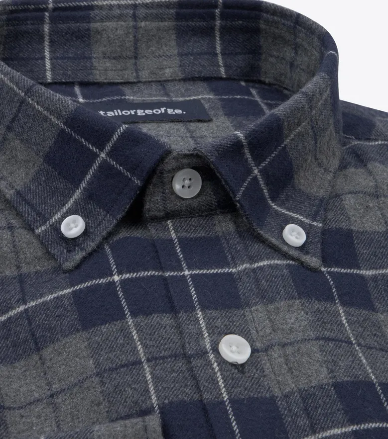 Camicia bianca in popeline facile da stirare
