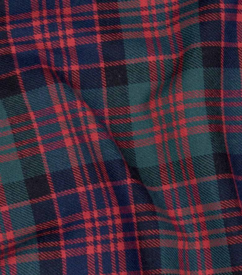 Camicia bianca in popeline facile da stirare