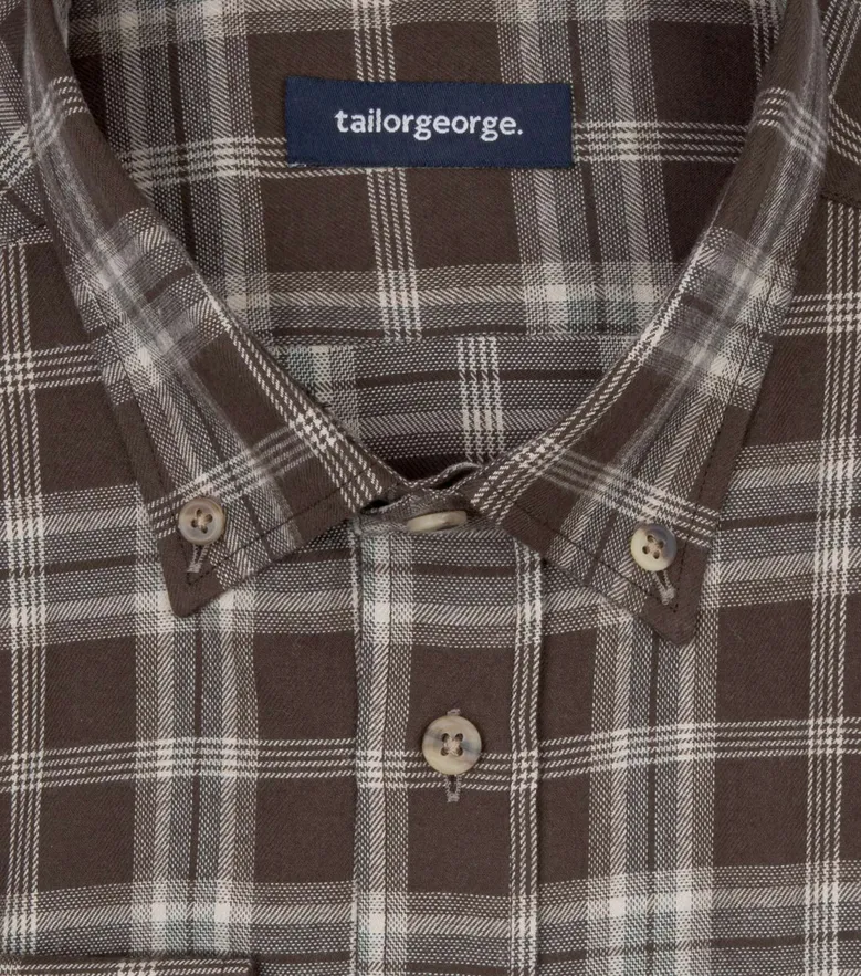 Camicia bianca in popeline facile da stirare