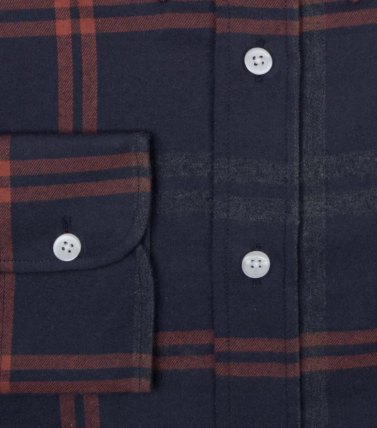 Camicia bianca in popeline facile da stirare