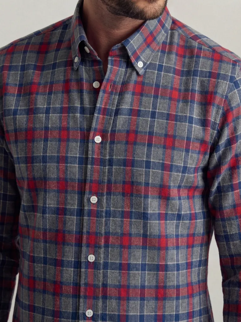 Camicia bianca in popeline facile da stirare