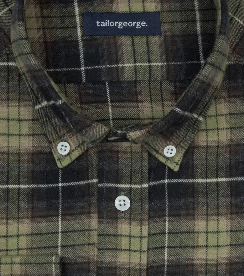 Camicia bianca in popeline facile da stirare