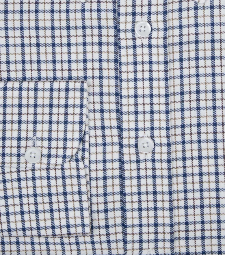 Camicia bianca in popeline facile da stirare