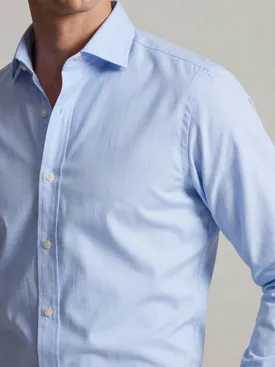 Camicia semplice celeste facile da stirare