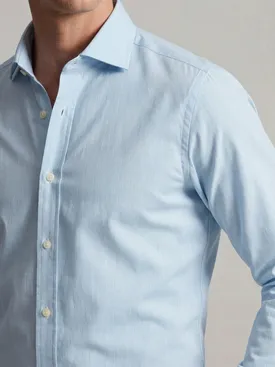 Camicia semplice azzurra facile da stirare