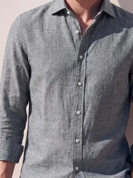 Camicia in lino spesso e resistente