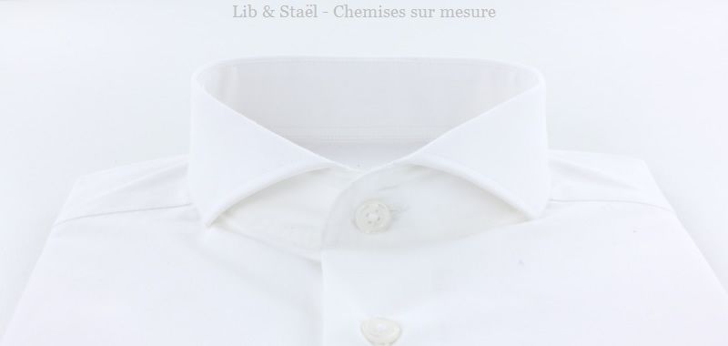 Camicia bianca in popeline facile da stirare