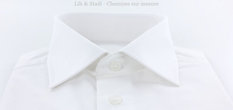 Camicia bianca in popeline facile da stirare